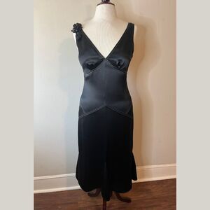 Vera Wang Black Applique Mermaid Fit Flare Midi Dress